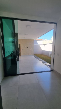 Imagem Casa com 3 Quartos à Venda, 128 m² em Moinho Dos Ventos - Goiânia Imagem Casa com 3 Quartos à Venda, 128 m² em Moinho Dos Ventos - Goiânia