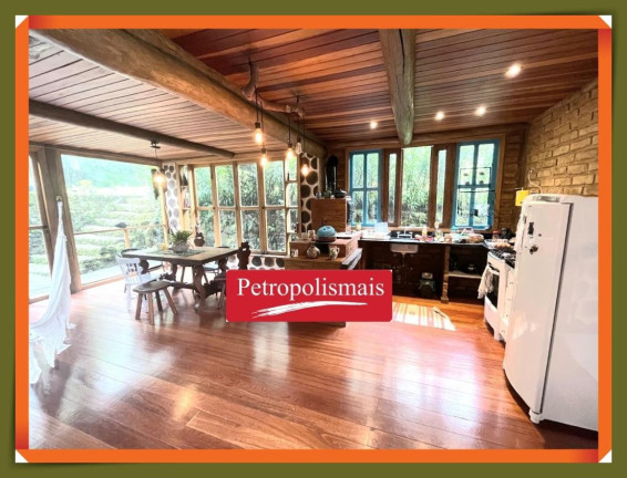 Imagem Casa de Condomínio com 2 Quartos à Venda, 140 m² em Independência - Petrópolis