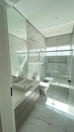 Imagem Casa com 3 Quartos à Venda, 250 m²