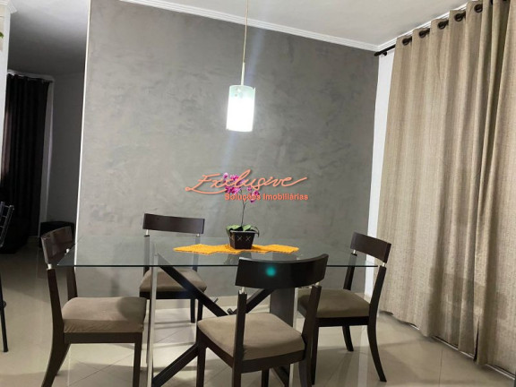 Imagem Casa com 3 Quartos à Venda, 450 m²