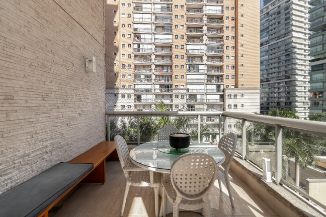 Imagem Apartamento com 2 Quartos à Venda, 146 m² em Vila Nova Conceição - São Paulo