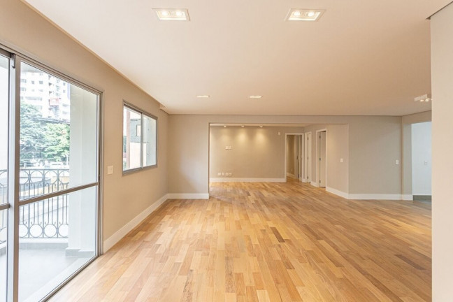 Imagem Imóvel com 2 Quartos à Venda, 161 m² em Moema - São Paulo Imagem Imóvel com 2 Quartos à Venda, 161 m² em Moema - São Paulo