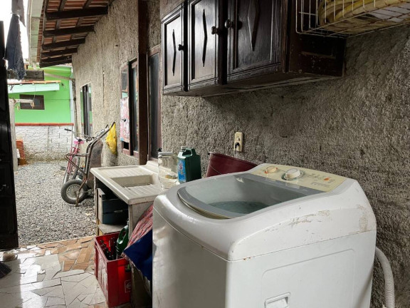 Imagem Casa com 2 Quartos à Venda, 142 m² em Costeira - Balneário Barra Do Sul Imagem Casa com 2 Quartos à Venda, 142 m² em Costeira - Balneário Barra Do Sul