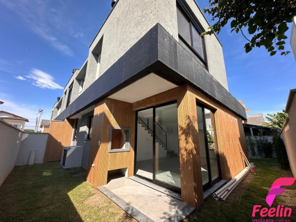 Imagem Casa com 3 Quartos à Venda, 123 m² em Campeche - Florianópolis Imagem Casa com 3 Quartos à Venda, 123 m² em Campeche - Florianópolis