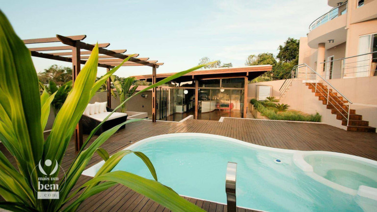 Imagem Casa com 3 Quartos à Venda, 363 m² em Butiatuvinha - Curitiba