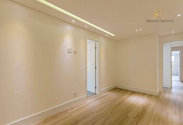 Imagem Apartamento com 4 Quartos à Venda, 189 m² em água Verde - Curitiba Imagem Apartamento com 4 Quartos à Venda, 189 m² em água Verde - Curitiba