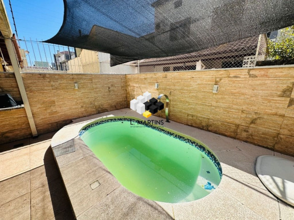 Casa com 3 Quartos à Venda, 215 m² em Hípica - Porto Alegre