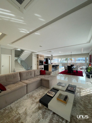 Imagem Casa com 5 Quartos à Venda, 495 m² em Jurerê Internacional - Florianópolis Imagem Casa com 5 Quartos à Venda, 495 m² em Jurerê Internacional - Florianópolis