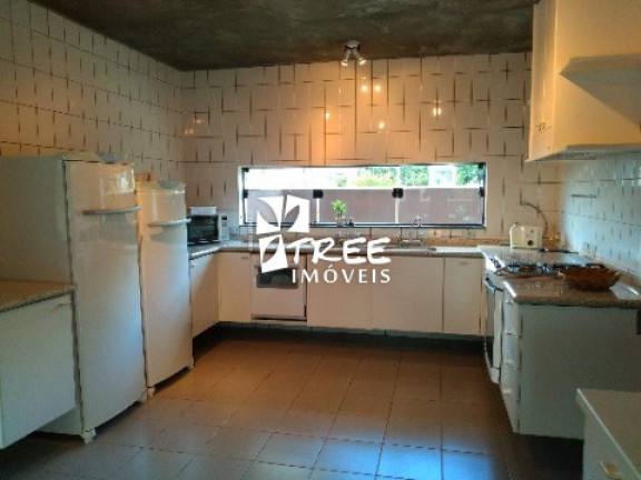 Imagem Casa com 3 Quartos à Venda, 400 m² em Arujázinho Iv - Arujá Imagem Casa com 3 Quartos à Venda, 400 m² em Arujázinho Iv - Arujá