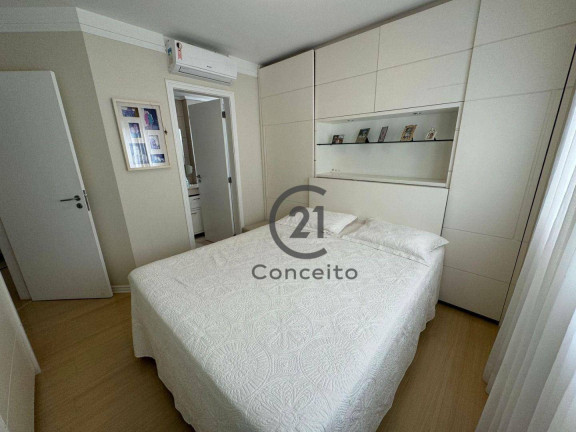 Imagem Apartamento com 4 Quartos à Venda, 154 m² em Centro - Florianópolis Imagem Apartamento com 4 Quartos à Venda, 154 m² em Centro - Florianópolis
