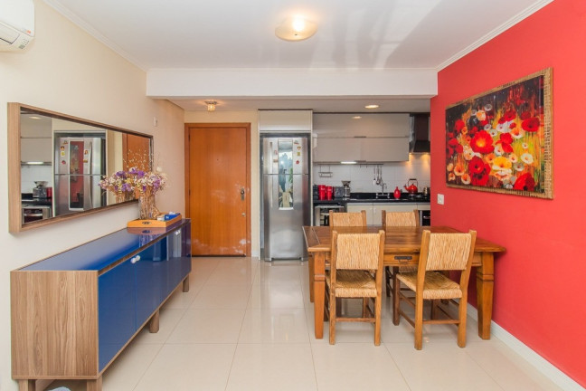 Imagem Imóvel com 3 Quartos à Venda,  em Petrópolis - Porto Alegre