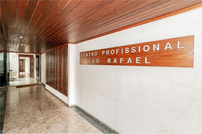 Sala Comercial à Venda,  em Petrópolis - Porto Alegre