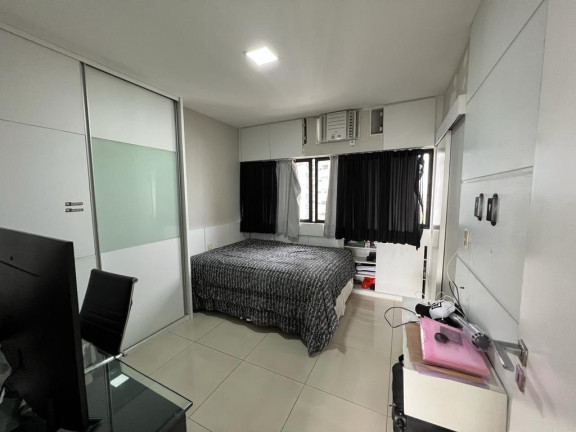 Imagem Imóvel com 4 Quartos à Venda, 226 m² em Casa Forte - Recife