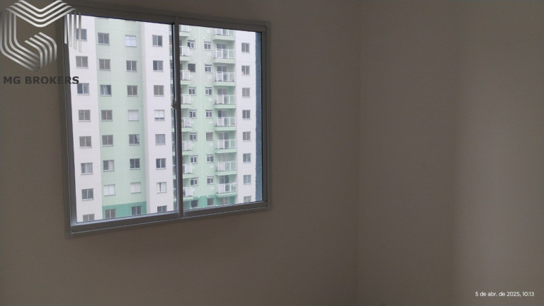 Imagem Imóvel com 2 Quartos à Venda, 43 m² em Santo Cristo - Rio De Janeiro Imagem Imóvel com 2 Quartos à Venda, 43 m² em Santo Cristo - Rio De Janeiro