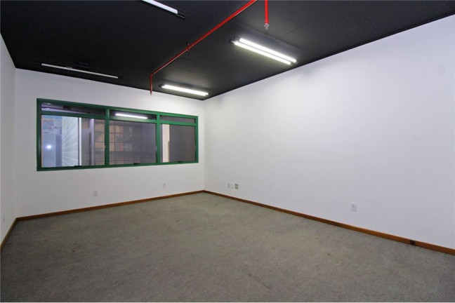 Imagem Imóvel Comercial à Venda, 32 m² em Centro Histórico - Porto Alegre Imagem Imóvel Comercial à Venda, 32 m² em Centro Histórico - Porto Alegre