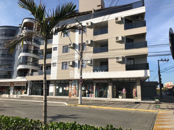 Apartamento com 2 Quartos para Alugar ou Temporada, 56 m² em Bombas - Bombinhas