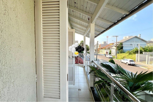 Imagem Casa com 4 Quartos à Venda, 243 m² em Moinhos De Vento - Canoas