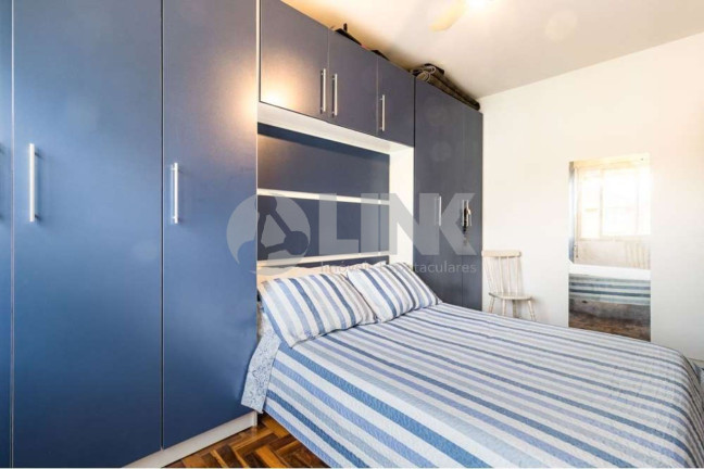 Imagem Apartamento com 2 Quartos à Venda, 61 m² em São Sebastião - Porto Alegre