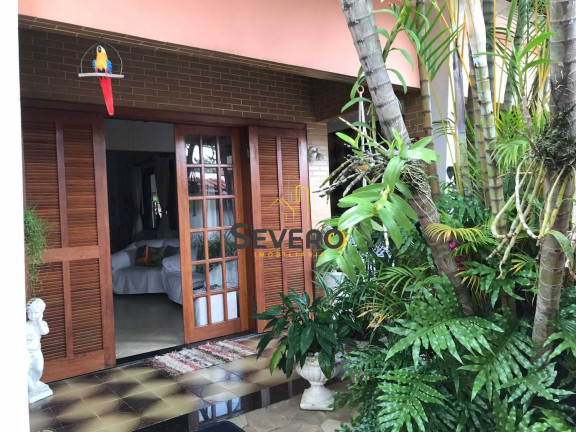 Casa com 3 Quartos à Venda, 240 m² em Trindade - São Gonçalo