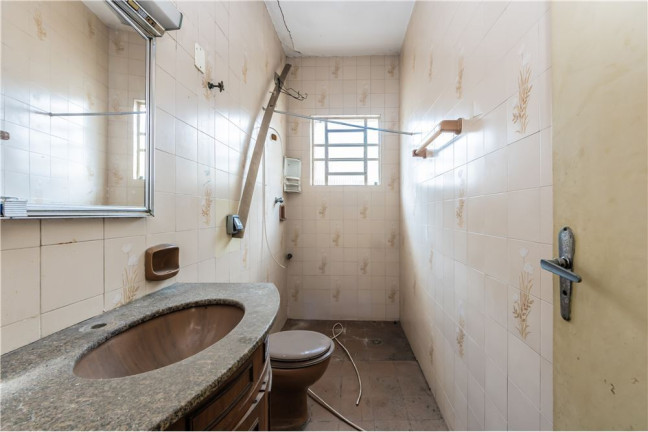 Imagem Casa com 4 Quartos à Venda, em Saúde - São Paulo Imagem Casa com 4 Quartos à Venda, em Saúde - São Paulo