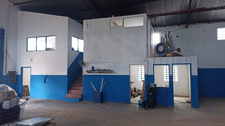 Imóvel Comercial à Venda, 580 m² em Centro-sul - Cuiabá
