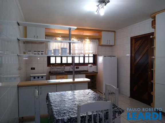 Imagem Sobrado com 3 Quartos à Venda, 250 m² em Vila Guarani - Santo André Imagem Sobrado com 3 Quartos à Venda, 250 m² em Vila Guarani - Santo André