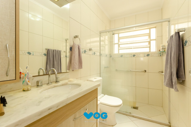 Imagem Casa com 3 Quartos à Venda, 230 m² em Petrópolis - Porto Alegre