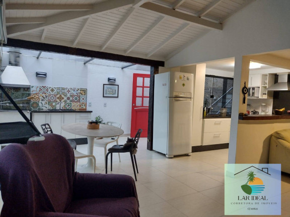 Imagem Casa com 3 Quartos à Venda, 176 m² em Alto De Búzios - Búzios Imagem Casa com 3 Quartos à Venda, 176 m² em Alto De Búzios - Búzios