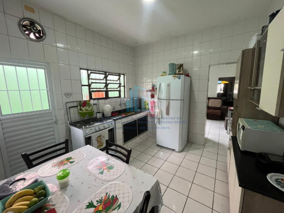 Imagem Casa com 3 Quartos à Venda, em Maracanã - Praia Grande Imagem Casa com 3 Quartos à Venda, em Maracanã - Praia Grande