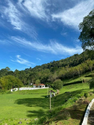 Imagem Chácara com 7 Quartos à Venda, 1.800 m² em Zona Rural - Cunha Imagem Chácara com 7 Quartos à Venda, 1.800 m² em Zona Rural - Cunha