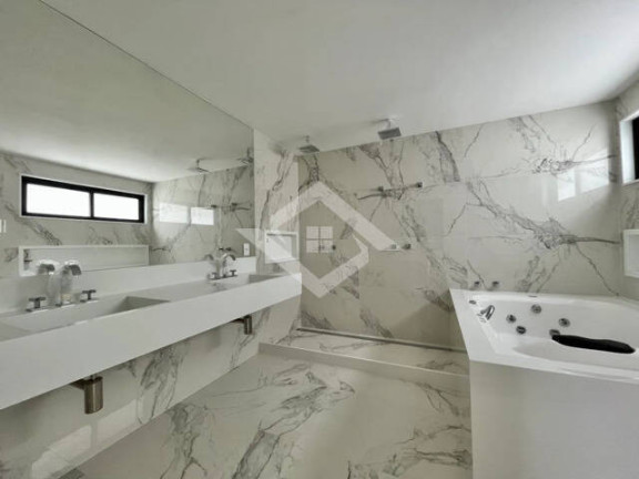 Imagem Casa com 4 Quartos à Venda, 400 m² em Barra Da Tijuca - Rio De Janeiro Imagem Casa com 4 Quartos à Venda, 400 m² em Barra Da Tijuca - Rio De Janeiro