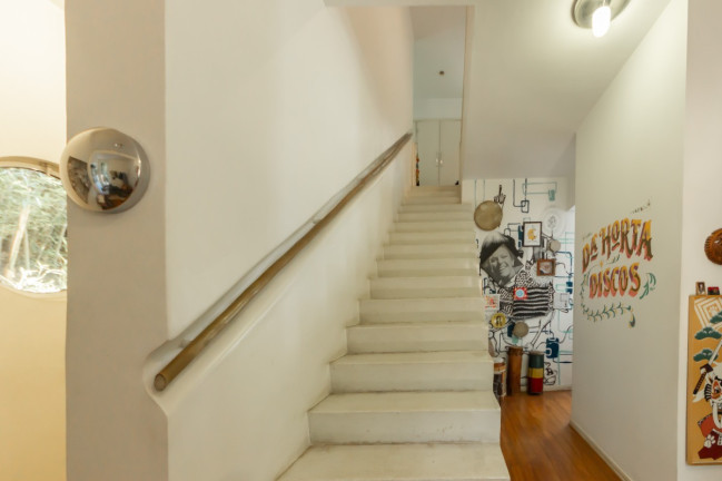 Imagem Casa com 3 Quartos à Venda, 333 m² em Sumaré - São Paulo Imagem Casa com 3 Quartos à Venda, 333 m² em Sumaré - São Paulo