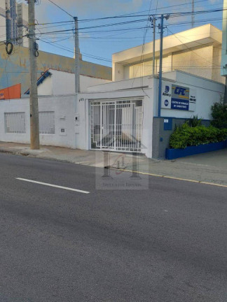Casa com 3 Quartos à Venda, 279 m² em Vila Vianelo - Jundiaí