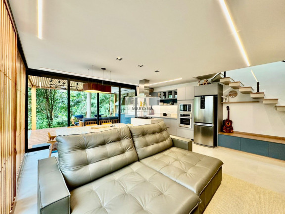 Imagem Casa com 3 Quartos à Venda, 250 m² em Maresias - São Sebastião