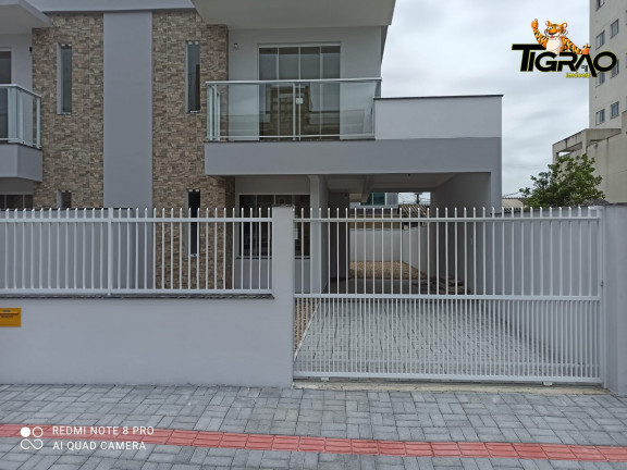 Sobrado com 2 Quartos à Venda, 98 m² em Centro - Navegantes