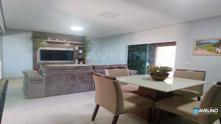 Imagem Sobrado com 4 Quartos à Venda, 310 m² em Alto Da Boa Vista - Dourados Imagem Sobrado com 4 Quartos à Venda, 310 m² em Alto Da Boa Vista - Dourados