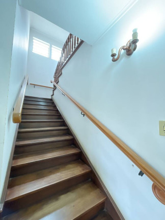 Imagem Casa com 5 Quartos à Venda, 232 m² em Menino Deus - Porto Alegre Imagem Casa com 5 Quartos à Venda, 232 m² em Menino Deus - Porto Alegre