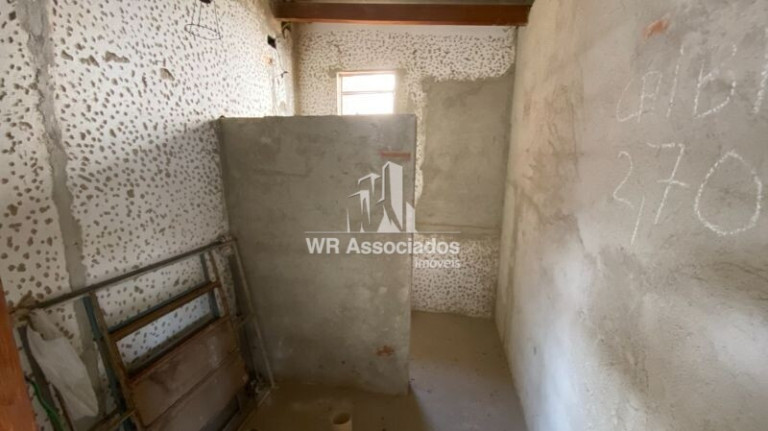 Imagem Casa com 3 Quartos à Venda, 260 m² Imagem Casa com 3 Quartos à Venda, 260 m²