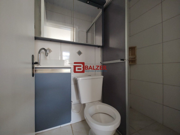 Imagem Apartamento com 3 Quartos à Venda, 76 m² em Centro - Florianópolis Imagem Apartamento com 3 Quartos à Venda, 76 m² em Centro - Florianópolis