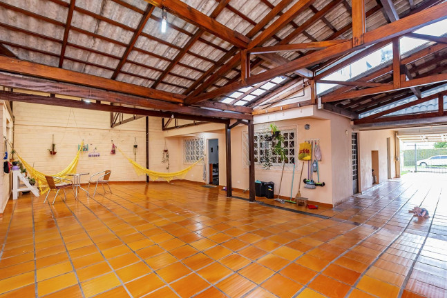 Imagem Sobrado com 3 Quartos à Venda, 209 m² em Portão - Curitiba