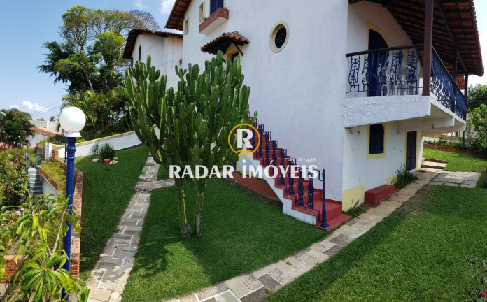 Casa com 5 Quartos à Venda, 300 m² em Palmeiras - Cabo Frio