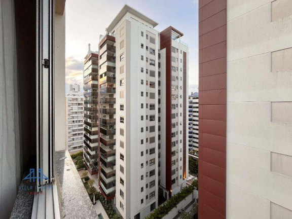 Imagem Apartamento com 3 Quartos à Venda, 101 m² em Centro - Florianópolis Imagem Apartamento com 3 Quartos à Venda, 101 m² em Centro - Florianópolis