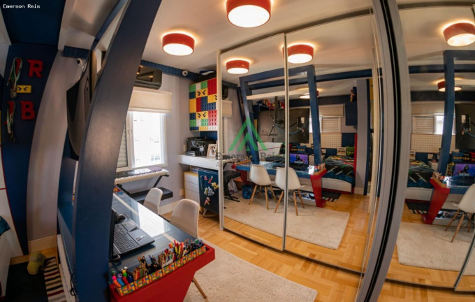 Imagem Sobrado com 4 Quartos à Venda, 310 m² em Moema - São Paulo Imagem Sobrado com 4 Quartos à Venda, 310 m² em Moema - São Paulo
