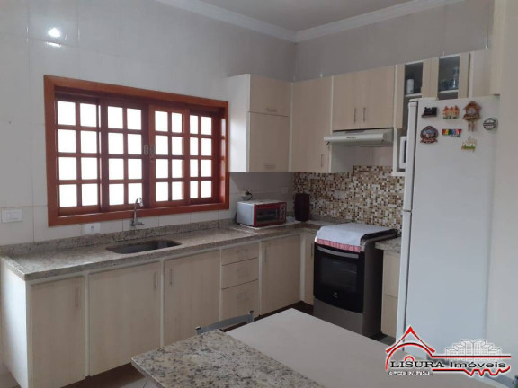 Imagem Casa com 3 Quartos à Venda, 238 m² em Jardim Maria Amélia - Jacareí Imagem Casa com 3 Quartos à Venda, 238 m² em Jardim Maria Amélia - Jacareí