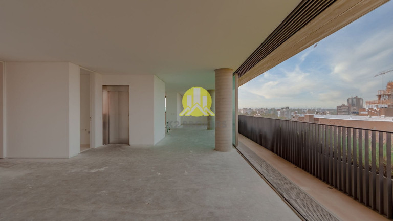Apartamento com 4 Quartos à Venda, 459 m² em Cabral - Curitiba