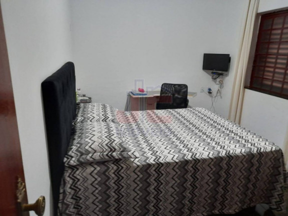 Imagem Casa com 4 Quartos à Venda, 243 m² em Ribeirânia - Ribeirão Preto Imagem Casa com 4 Quartos à Venda, 243 m² em Ribeirânia - Ribeirão Preto