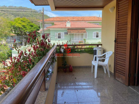 Imagem Casa com 5 Quartos à Venda, 450 m² em São Francisco - Niterói Imagem Casa com 5 Quartos à Venda, 450 m² em São Francisco - Niterói