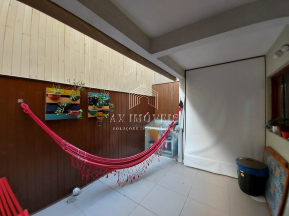 Imagem Casa com 3 Quartos à Venda, 168 m² em Cristo Redentor - Porto Alegre
