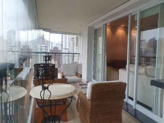 Imagem Imóvel com 4 Quartos para Alugar, 226 m² em Vila Nova Conceição - São Paulo