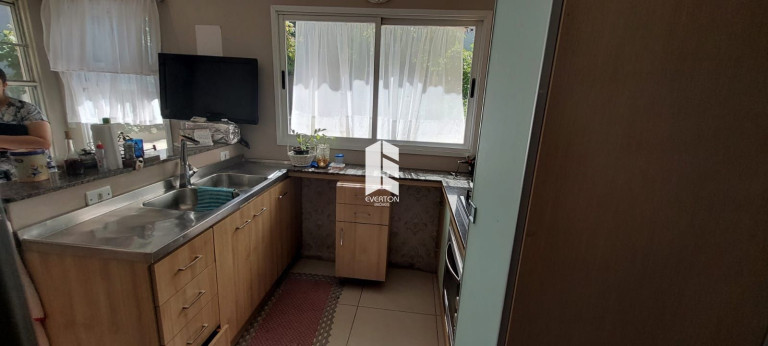 Imagem Casa com 3 Quartos à Venda,  em Patronato - Santa Maria
